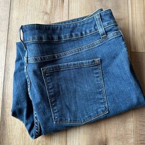 L.L. Bean‎ Classic Fit Blue Jeans size 18